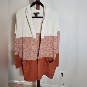 Tahari Women's Cardigan With Hood. Crean and Salmon Color, Size L.  #D01